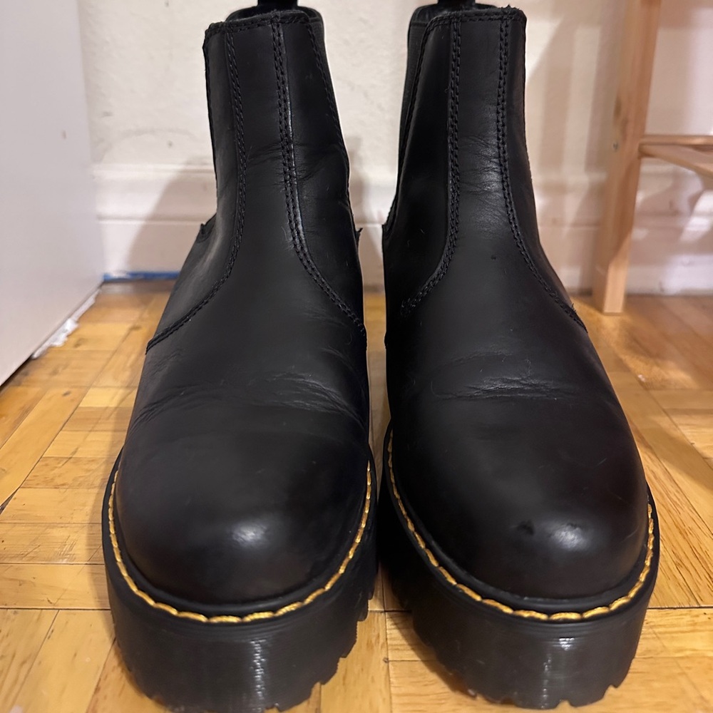 Black Dr. Marten Romitty Chelsea Boot